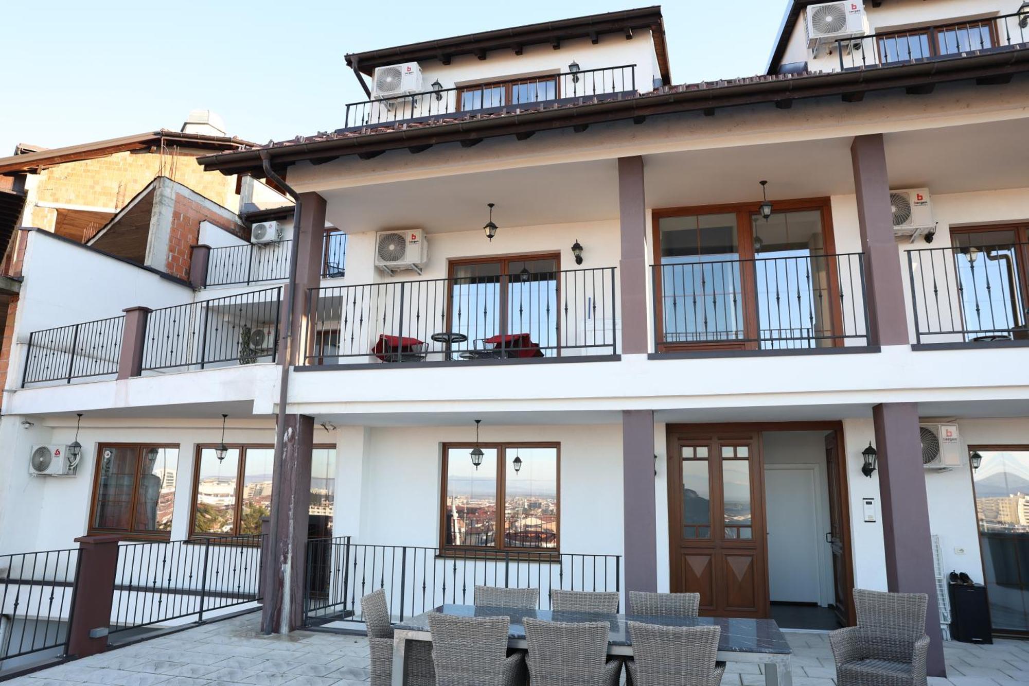 Kalaja Apartment Prizren Esterno foto